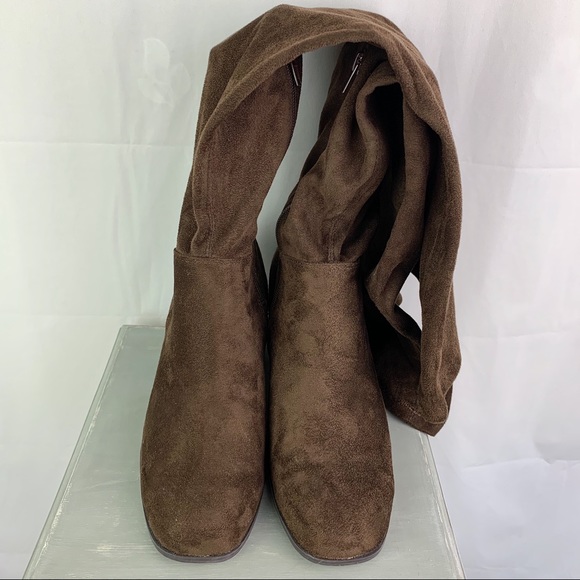 Tall Sueded Brown Block Heel Over The Knee Boots - Picture 5 of 16